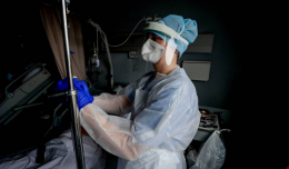 AFP: в Бельгии 90-летняя женщина умерла после заражения двумя штаммами коронавируса