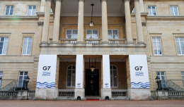 Делегация Индии на G7 ушла на самоизоляцию после двух случаев заражения коронавирусом