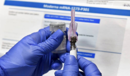 Эксперты FDA США рекомендовали регулятору одобрить вакцину Moderna от коронавируса