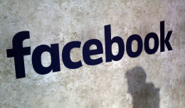 Facebook назвал противоречащими фактам слова Байдена о дезинформации о вакцинах в соцсетях