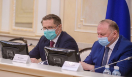 Мурашко: организация помощи в борьбе с пандемией в Свердловской области требует доработки