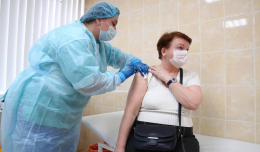 На Кубани ввели обязательную вакцинацию работников туротрасли, общепита и транспорта