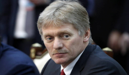 Песков заявил, что власти не обсуждают введение локдауна в России