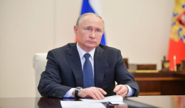 Путин рассказал, что регулярно сдает тесты на коронавирус