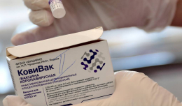 Центр им. Чумакова увеличит мощности производства вакцины 