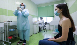 В РФ более 20% путешественников готовы вакцинироваться от COVID-19 для поездок за рубеж