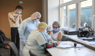 В РФ стартовала выдача COVID-сертификатов на основании положительного теста на антитела