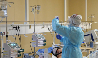 В России за сутки число госпитализаций из-за коронавируса снизилось в 48 регионах