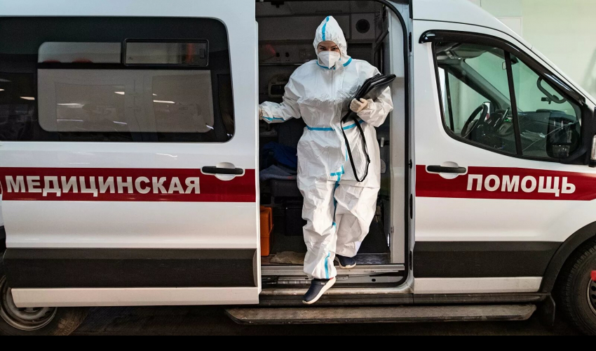 Эксперт рассказала, как избежать новых пиков коронавируса в России