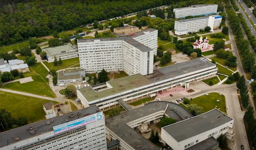 Главврач сообщил о переполненности больниц в Тольятти из-за COVID
