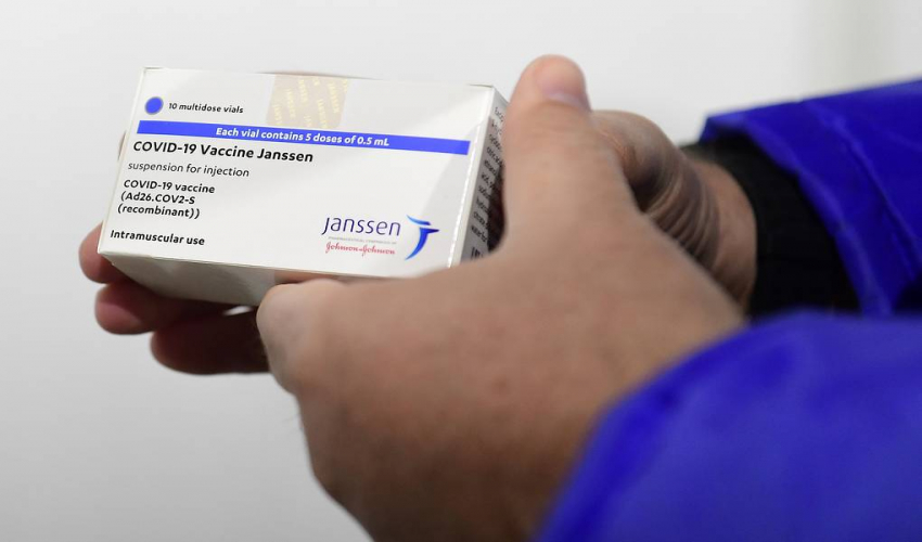 Регулятор США отложил решение по вакцине Johnson & Johnson
