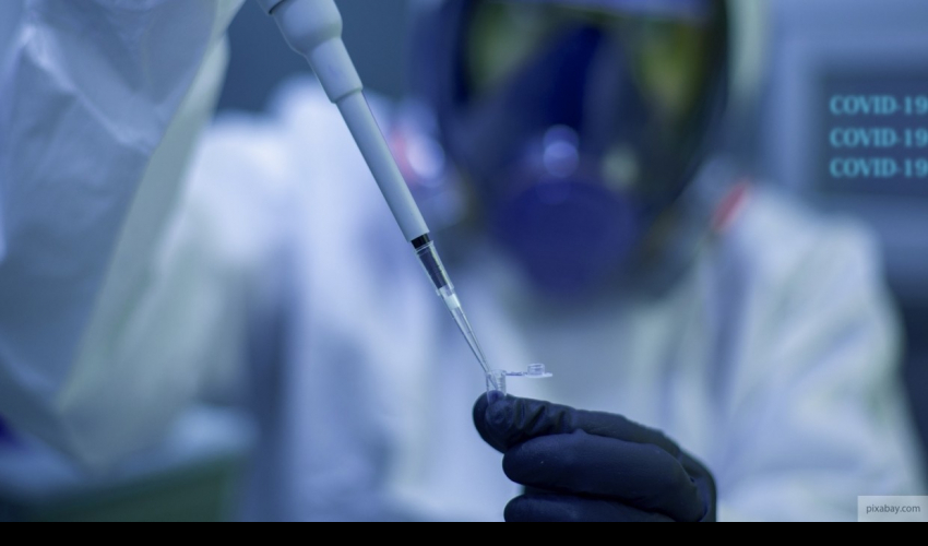 Шесть добровольцев умерли во время испытаний вакцины от COVID-19 в США Шесть добровольцев умерли во время испытаний вакцины от COVID-19 в США
