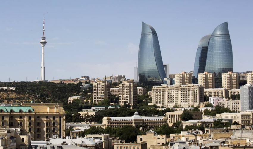 В Баку и других городах Азербайджана люди проведут выходные в условиях полной изоляции