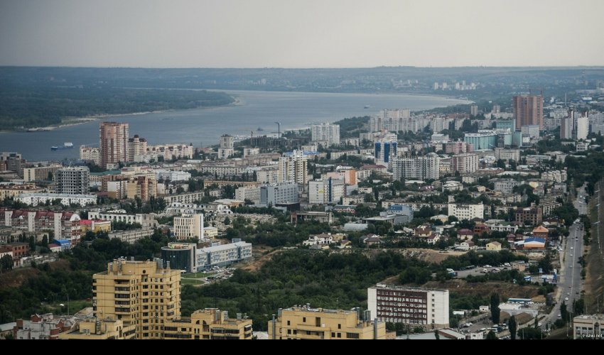 В кафе Владимира и Волгограда перестали пускать без прививки или ПЦР