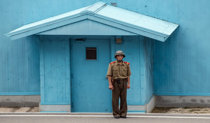 В КНДР привлекут военных для поставок лекарств от «лихорадки» в аптеки