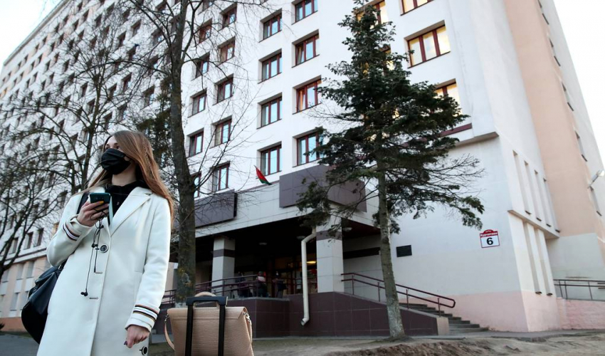 В Минске ввели обязательный масочный режим