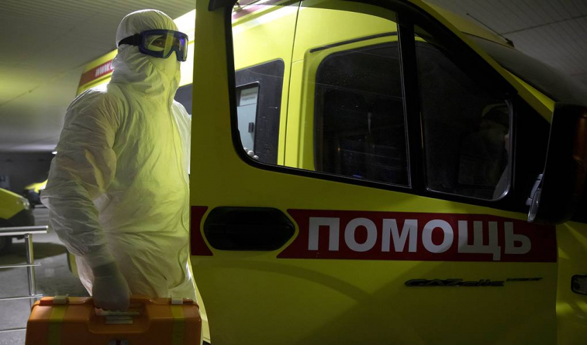 В России за сутки коронавирусом заразились 18 985 человек