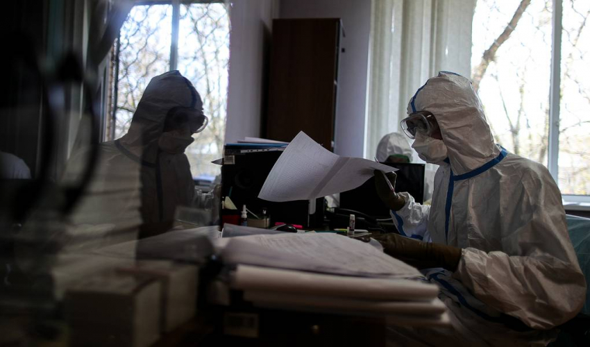 В России за сутки выявили 8 115 случаев заражения коронавирусом